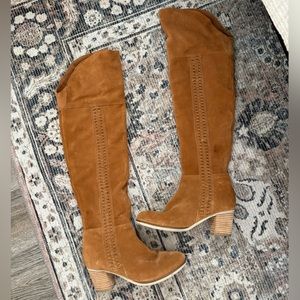 Matisse Suede Over the Knee Boots Women's
Thigh High Rust Boots size 7.5